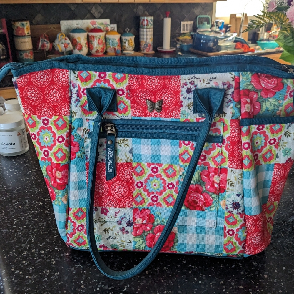 Pioneer woman lunch tote